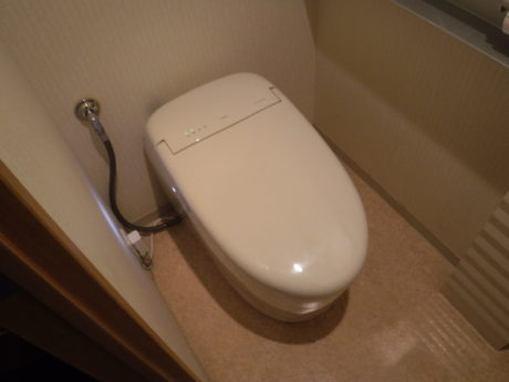 トイレ交換（TOTO）